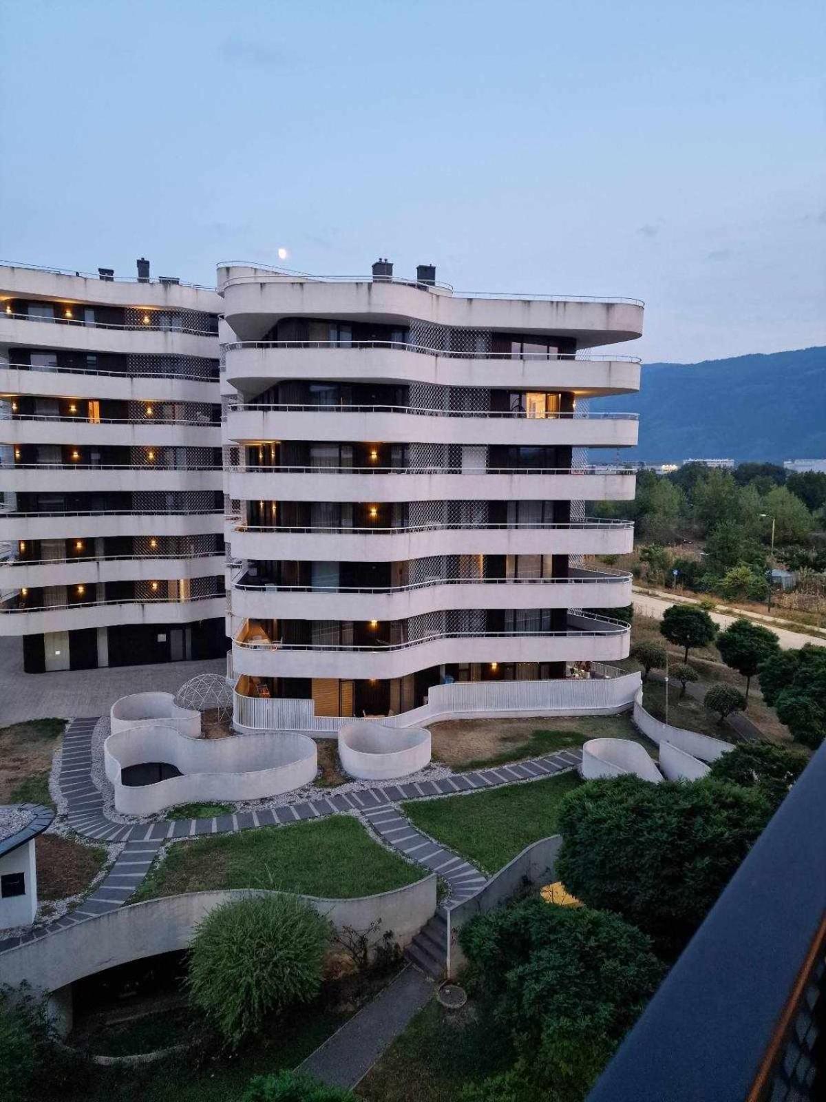 Walter Apartment